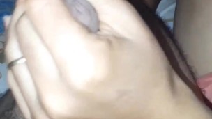 com mão no pau. acariciando !